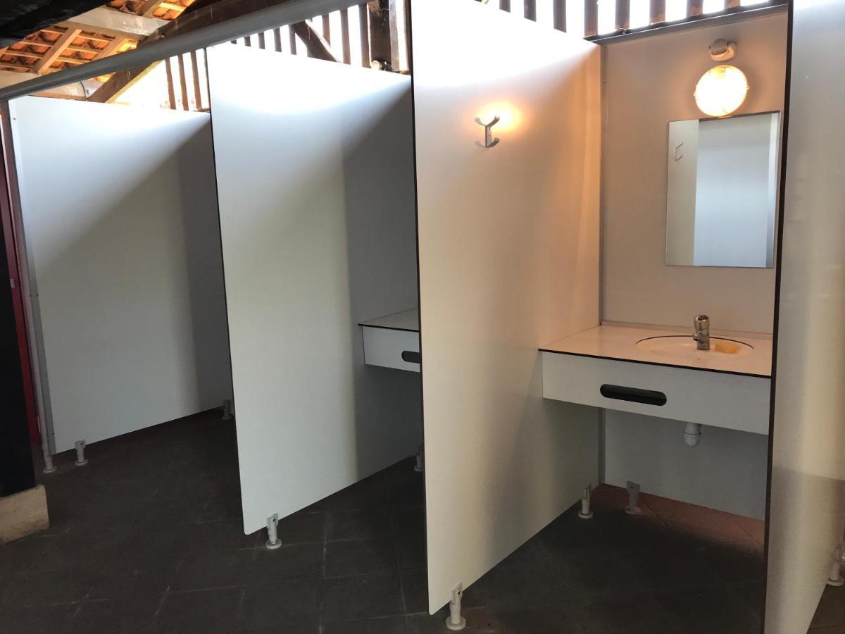 ホテル Camping Le Mondou Saint-Julien-de-Lampon エクステリア 写真